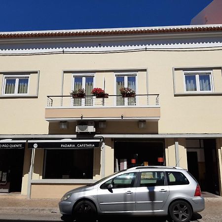 شقة Santiago do Cacém  في Alojamento Ferreira - Apartamento B المظهر الخارجي الصورة
